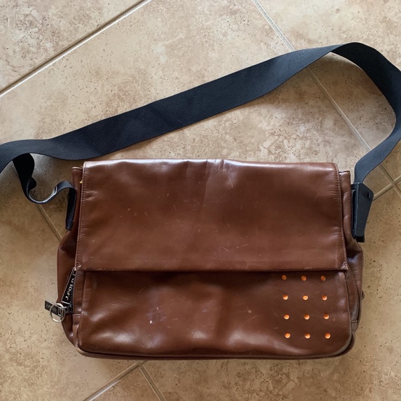 JFold Leather Messenger Bag - Picture 1 of 6